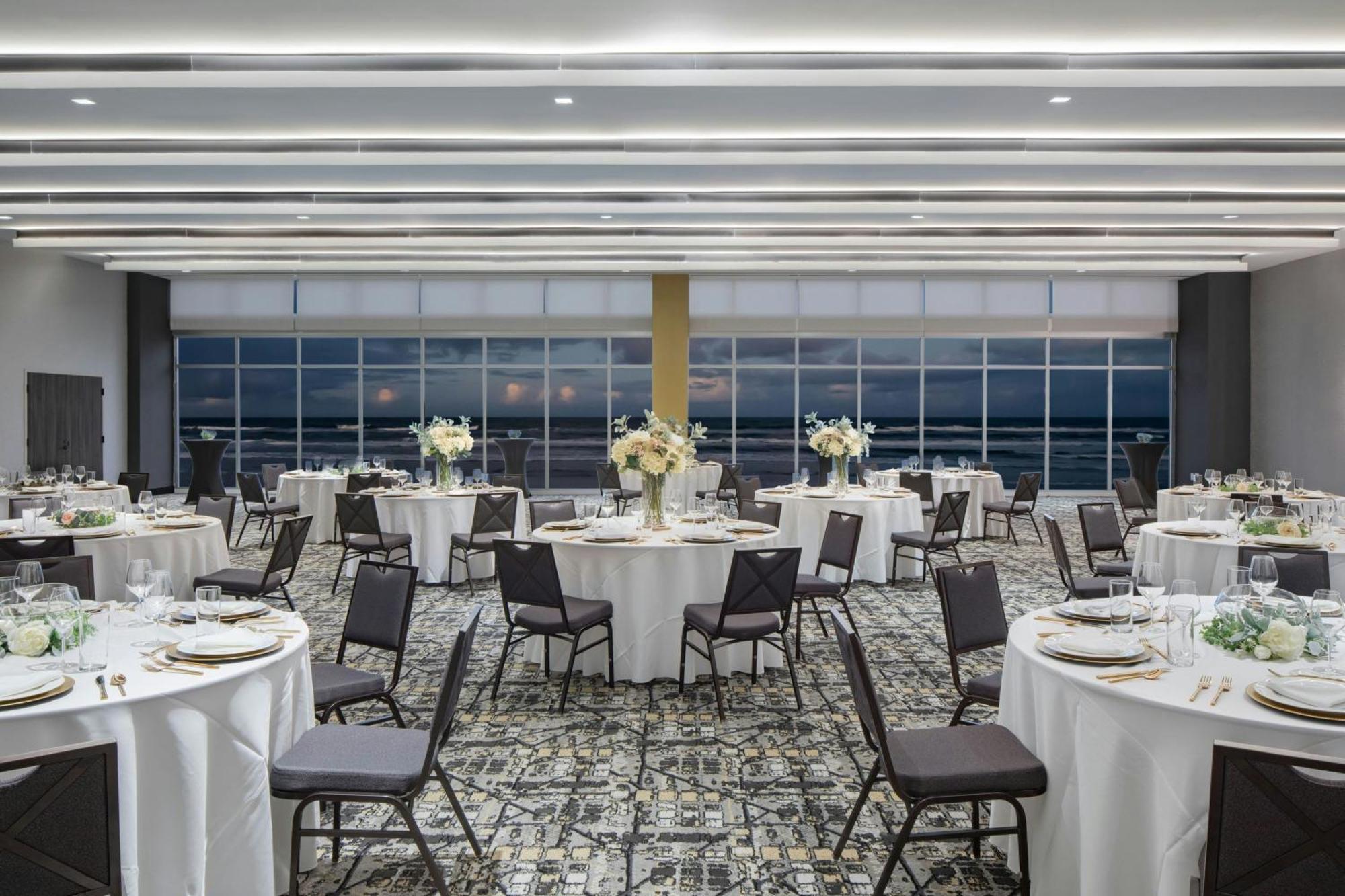 Renaissance Daytona Beach Oceanfront Hotel Экстерьер фото