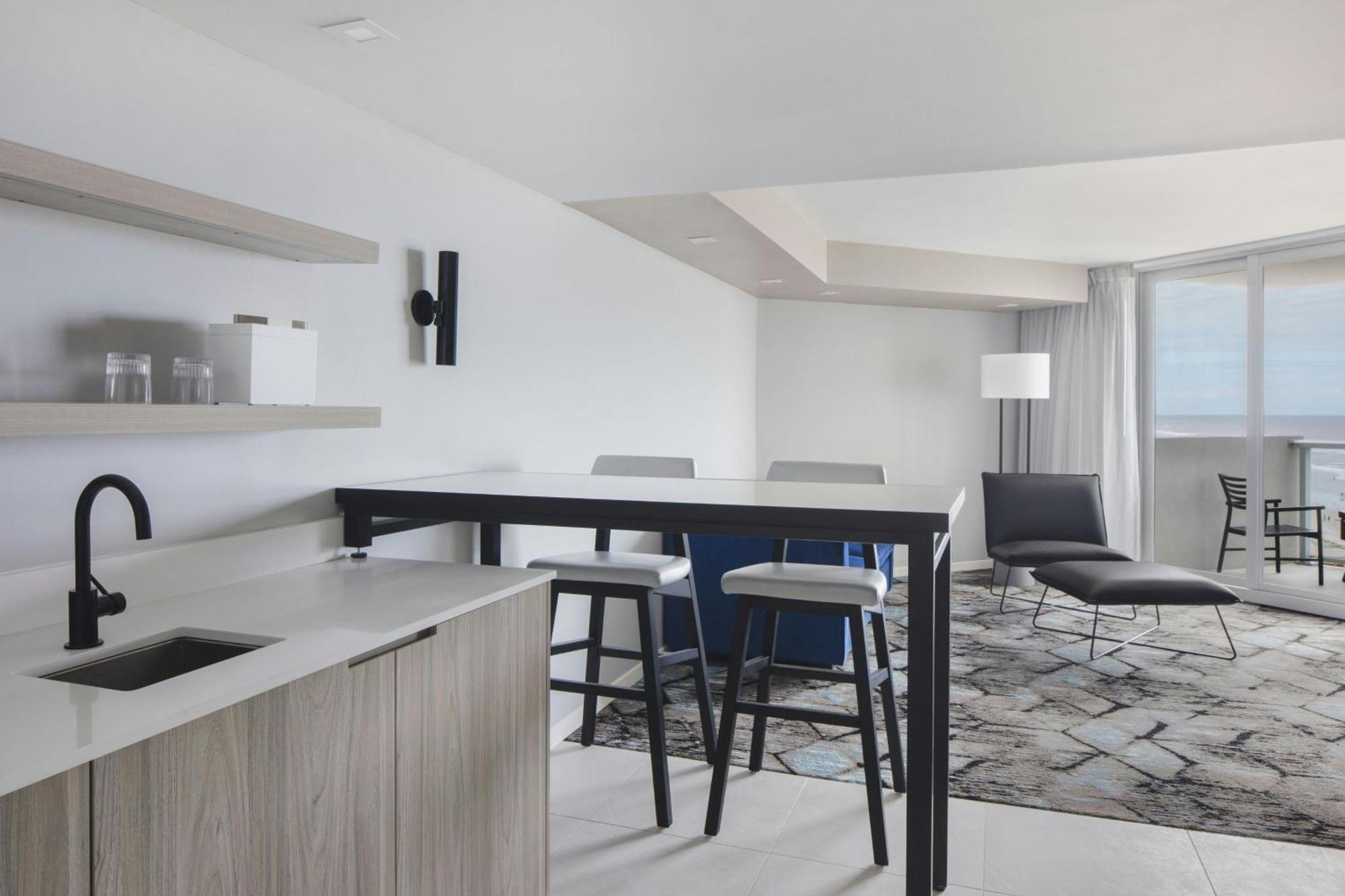 Renaissance Daytona Beach Oceanfront Hotel Экстерьер фото